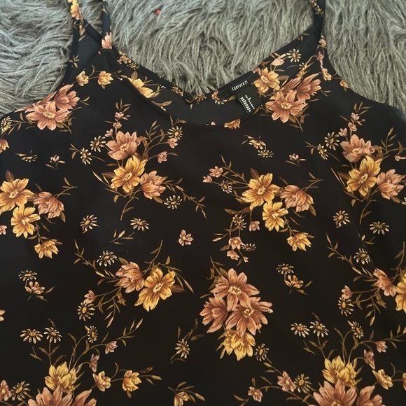 Forever 21 Floral Tank Top - Picture 4 of 5